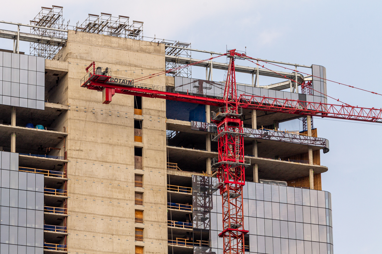 Bally's Casino tower crane coming down