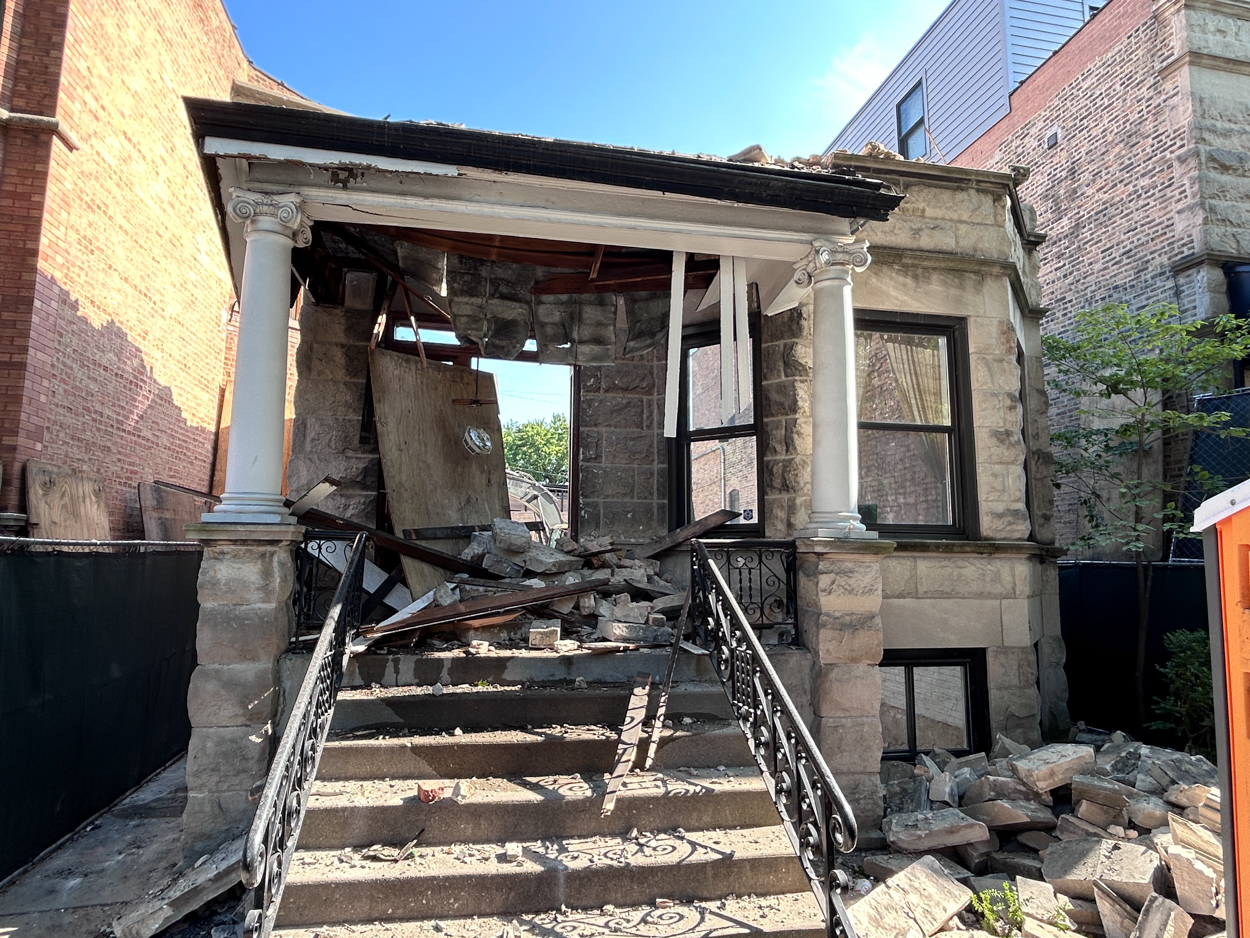1325 West Cornelia Avenue demolition