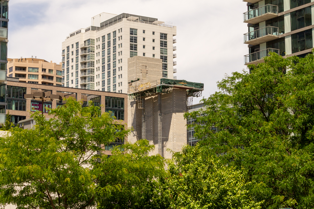135 North Desplaines Street August 2026 construction update