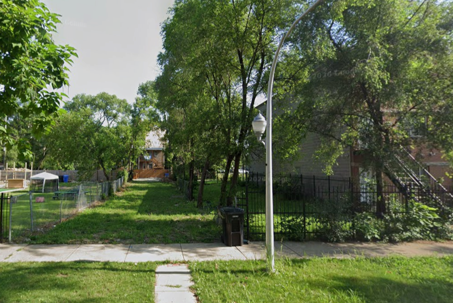 2902 West Flournoy Street three-flat permitted