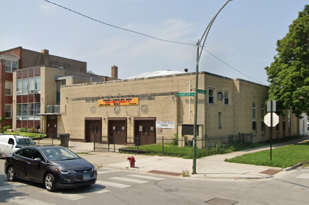 4852 North Sawyer Avenue construction permitted
