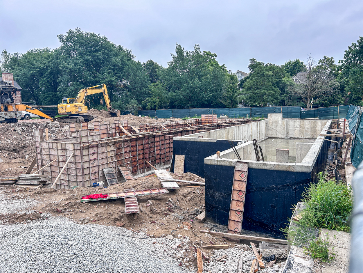 4300 block north Hermitage Avenue SFR construction underway