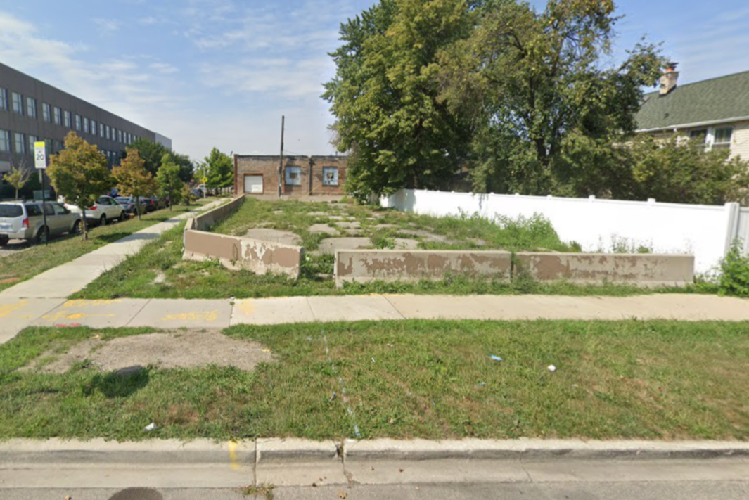 Two of three new construction permits were issued by the City of Chicago on August 7 to erect a trio of three-flats on opposite sides of South Rockwell Street in Brighton Park.