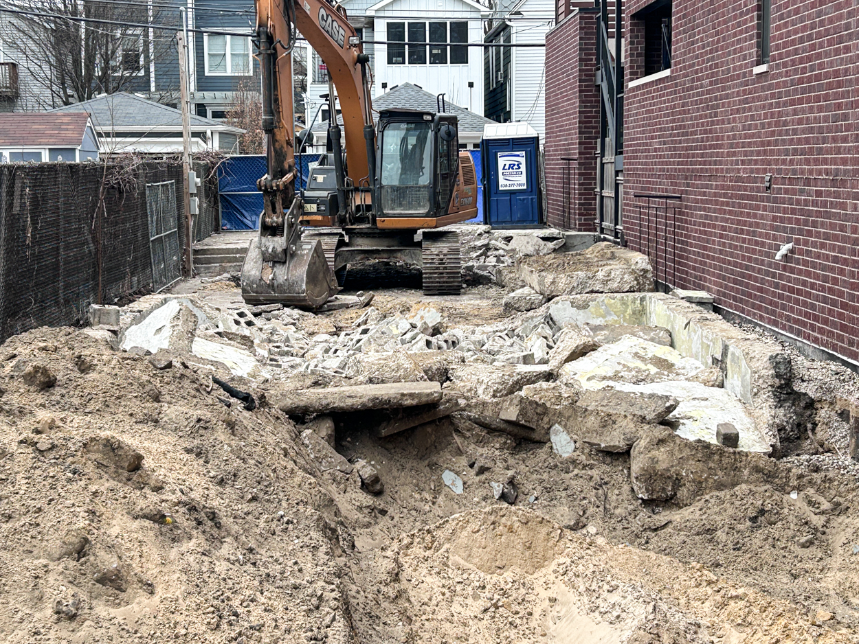 4928 North Damen Avenue construction update