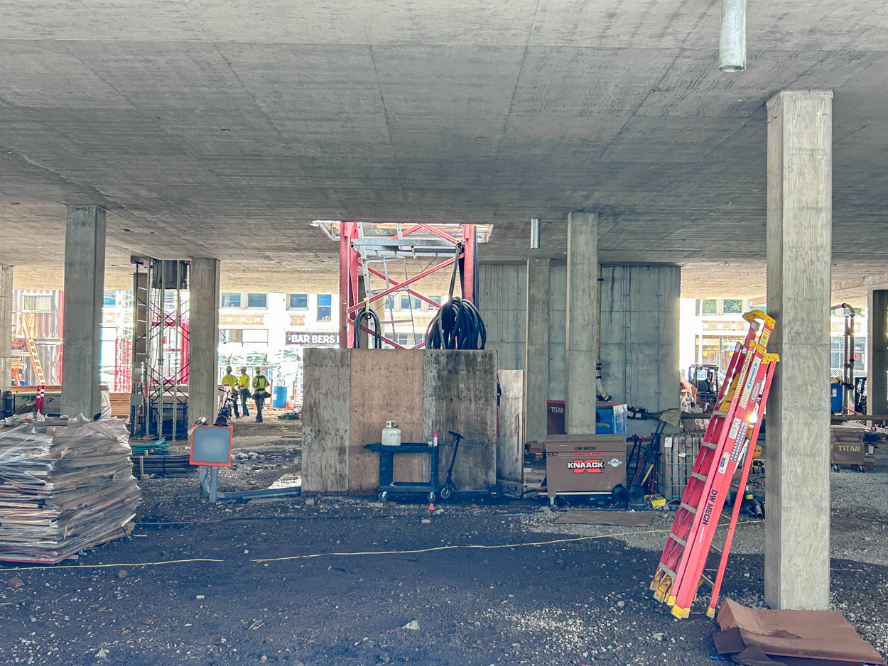 566 West Van Buren August 2026 construction progress