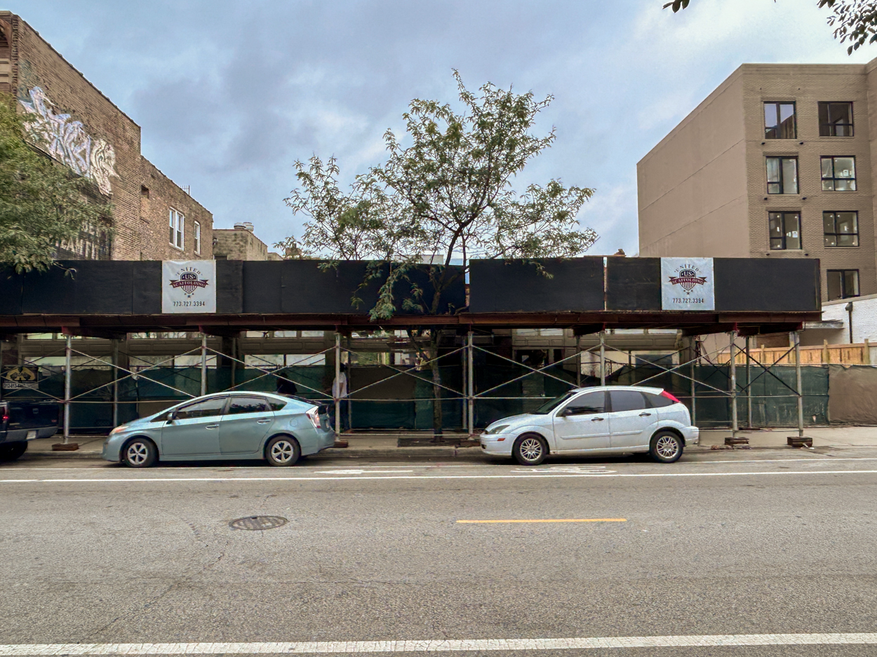 909 West Belmont Avenue demolition