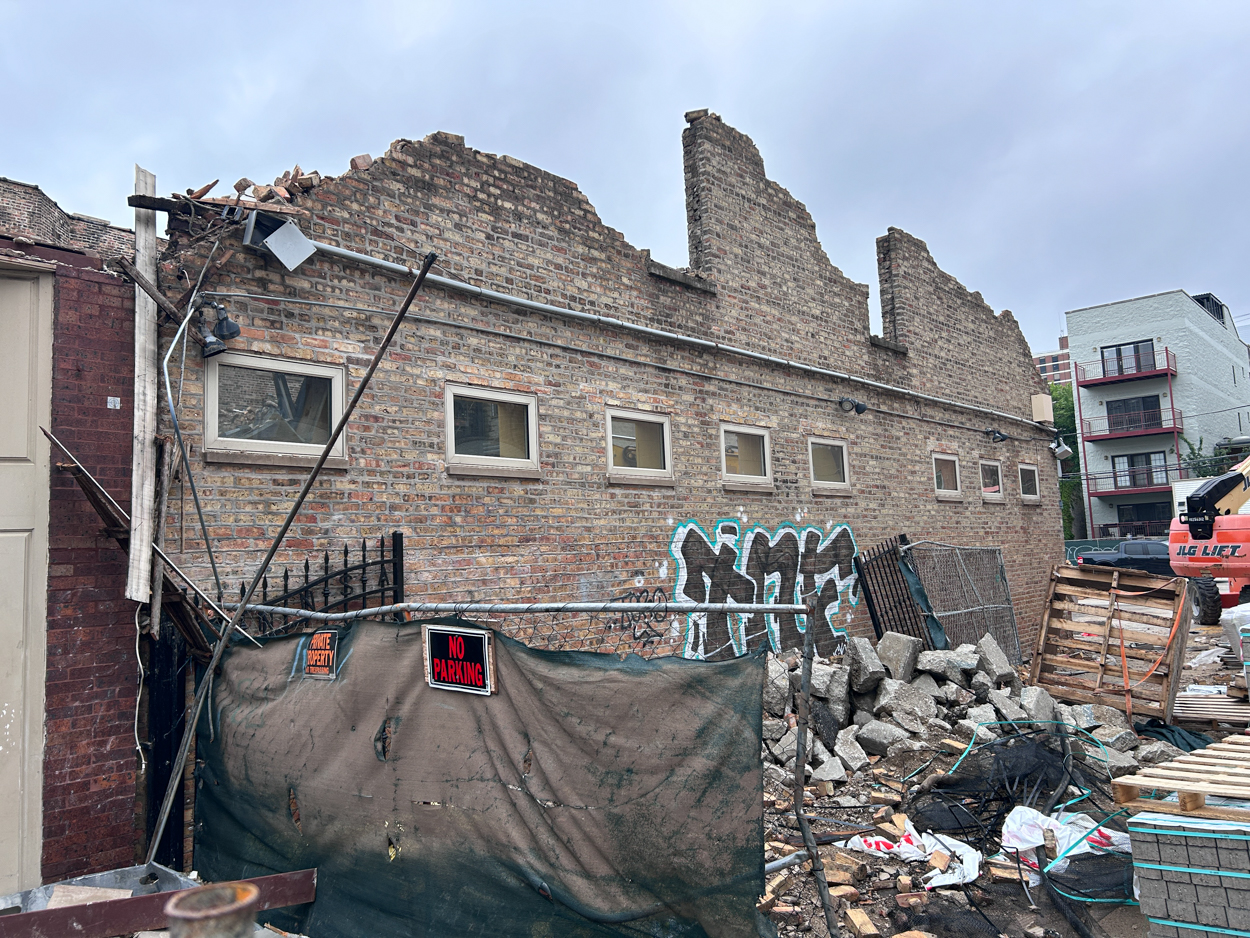 909 West Belmont Avenue demolition