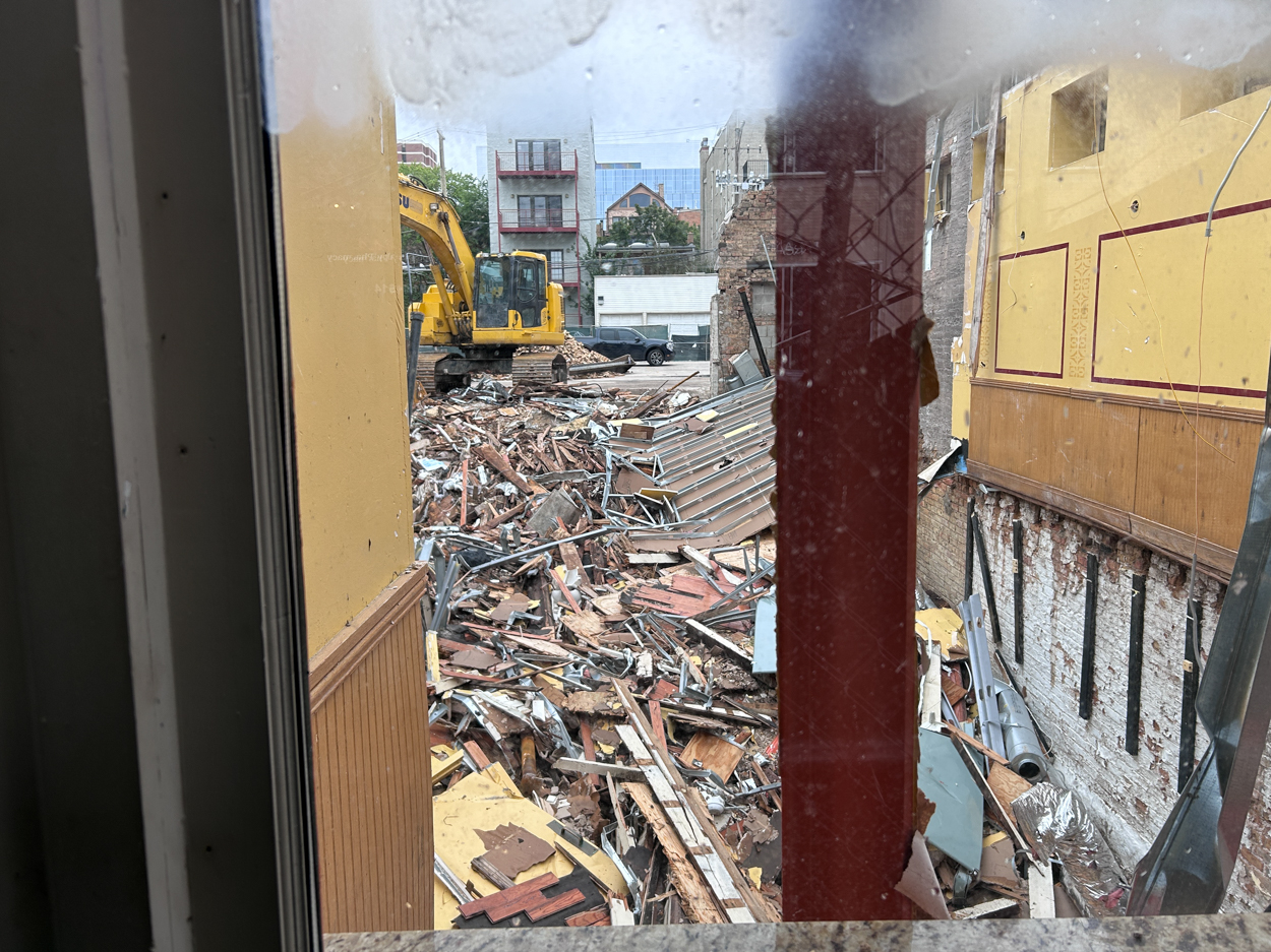 909 West Belmont Avenue demolition
