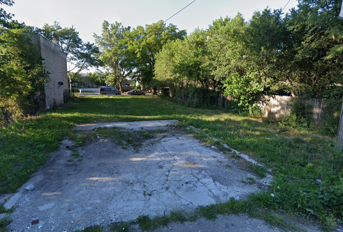 2729 West Flournoy Street three-flat permitted