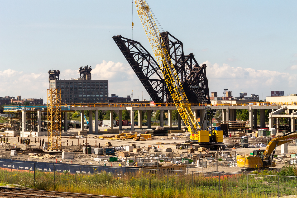 McDonald's Park east tower crane planted