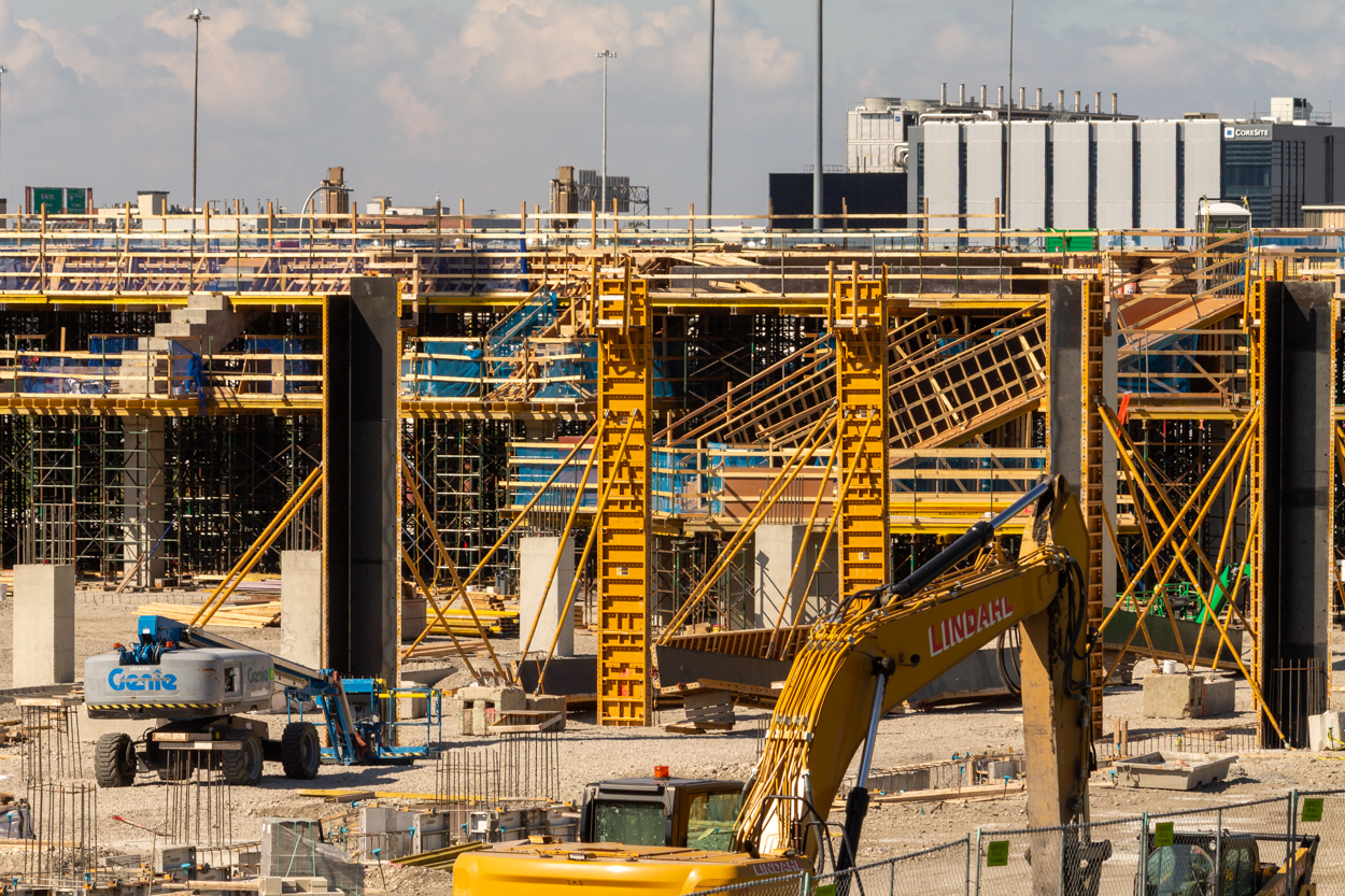 McDonald's Park east tower crane planted