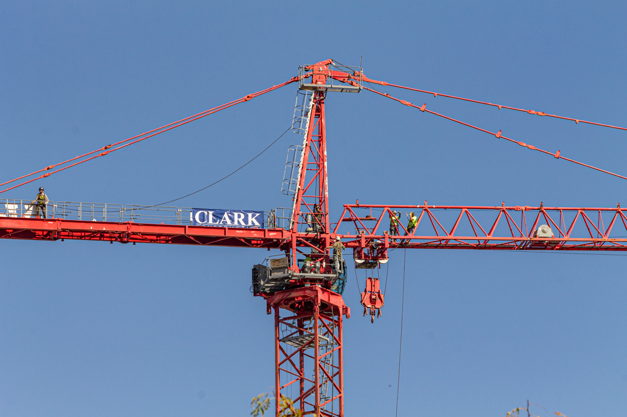 410 North Elizabeth tower crane assembly