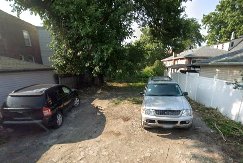 4306 West Kamerling Avenue construction permitted